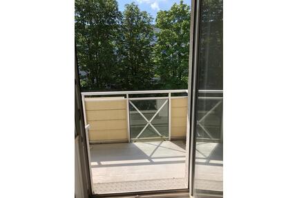 Hochwertige 3 Zimmer Wohnung mit Balkon - Greifswald