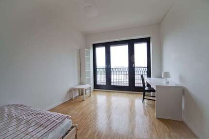 WG-Zimmer in München 850,00 € 16 m²