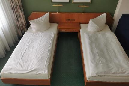 1 Zimmer zu vermieteten im 4 Sterne Hotel - Berlin Charlottenburg-Wilmersdorf