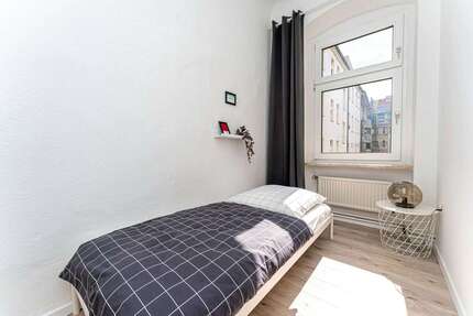 WG-Zimmer in Berlin 580,00 € 6 m²