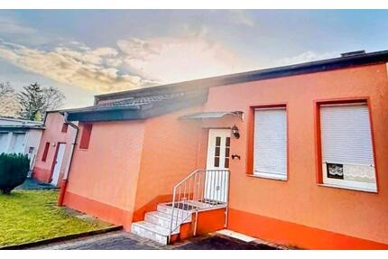 Gemütliche Erdgeschosswohnung mit eigenem Eingang - Oberhausen Rothebusch