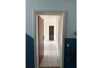 Erstbezug nach Sanierung: 4 Zimmer Wohnung in Köln-Vingst