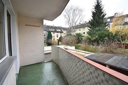 Wohnen mit Balkon! Renovierte 2-Zimmer-Whg in Essen-Altendorf