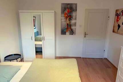WG-Zimmer in Frankfurt am Main 899,00 € 15 m²