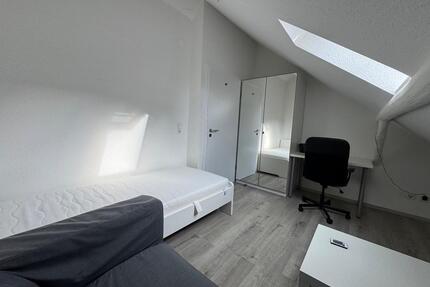 Studentenzimmer im 2er WG - 260,00&nbsp;EUR Kaltmiete, ca.&nbsp; 14,00&nbsp;m&sup2; in Mannheim (PLZ: 68199) Niederfeld
