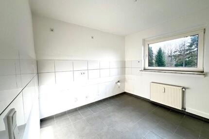 1. OG: ruhig und schön wohnen: 3,5-Z-Whg, KM 585€ - Oberhausen Rothebusch