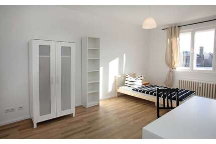 WG-Zimmer in Berlin 715,00 € 15 m²