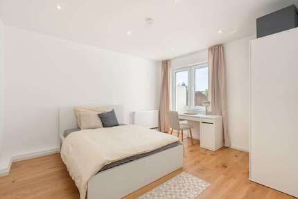 WG-Zimmer in Düsseldorf 680,00 € 39 m²