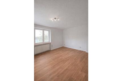 Exklusive, komplett neu renovierte 3-Zimmer-Wohnung in guter Lage! - Dortmund Hörde