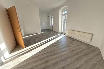 *NEU* helle 3- Zimmer Wohnung- SOFORT VERFÜGBAR - Plauen Bahnhofsvorstadt