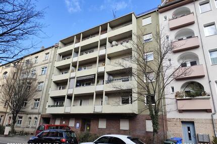 Vermiete geräumige 3 Zimmer Wohnung in der Nürnberger Südstadt