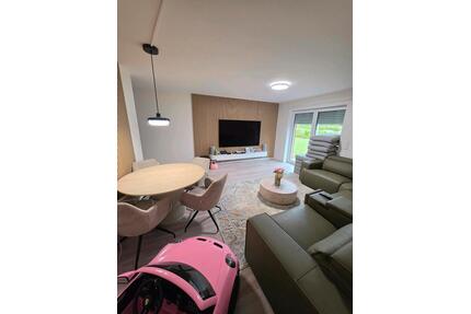 3 Zimmer Wohnung mit Terasse und Stellplatz - Hamburg Wandsbek