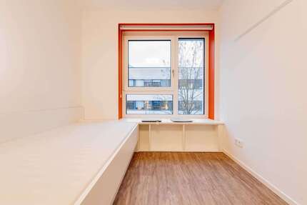 WG-Zimmer in Berlin 525,00 € 13.8 m²