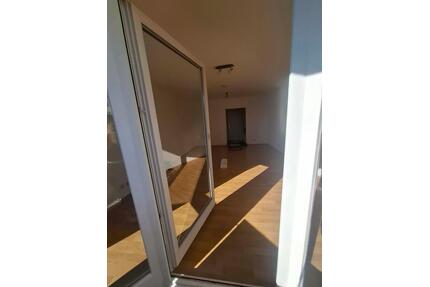 1 Zimmer Wohnug zur Untermiete - 630,00&nbsp;EUR Kaltmiete, ca.&nbsp; 30,00&nbsp;m&sup2; in Wiesbaden (PLZ: 65191) Bierstadt