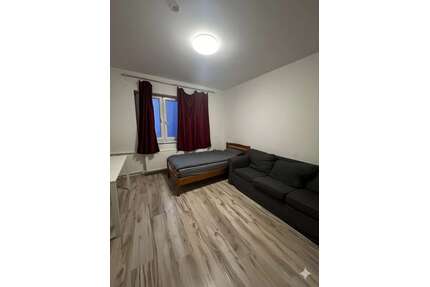 WG-Zimmer in Berlin 575,00 € 14 m²