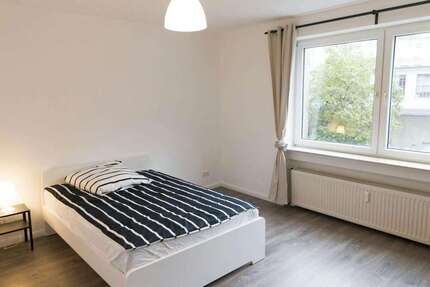 WG-Zimmer in Düsseldorf 600,00 € 19 m²