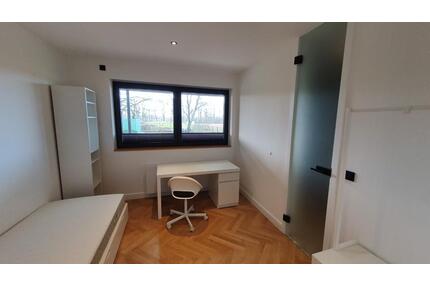 Schönes WG Zimmer in Haus WG - 580,00&nbsp;EUR Kaltmiete, ca.&nbsp; 25,00&nbsp;m&sup2; in Münster (PLZ: 48157) Münster-Ost