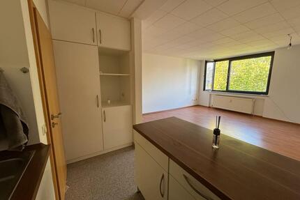 Helle 2-Zimmer-Wohnung mit Einbauküche in ruhiger Lage von Moers