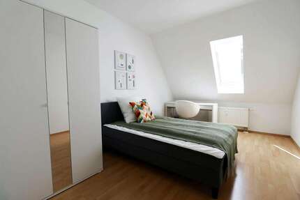 WG-Zimmer in Erfurt 450,00 € 13 m²