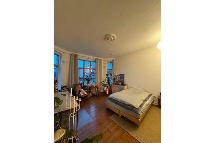 20 Quadratmeter Altbau WG Zimmer - Flensburg Falkenberg