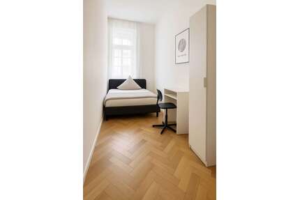 WG-Zimmer in München 750,00 € 12 m²
