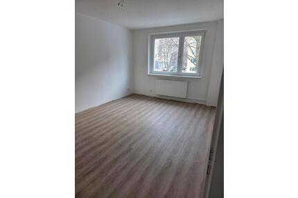 2 Raum Wohnung saniert Dusche WG geeignet Uni Nähe Zentrum - Magdeburg