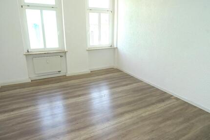 3 Zimmer Wohnung im Zentrum von Werdau zu vermieten!