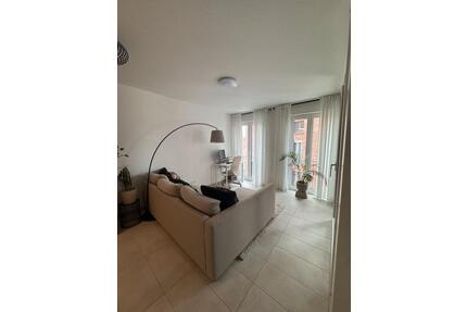 Helle und teilmöbelierte 2-Zimmer Wohnung mit Loggia - Backnang