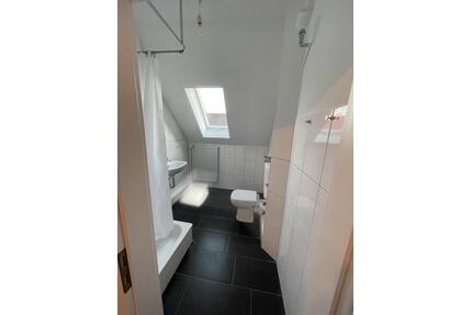 Zu sofort renovierte 2 Zimmer Wohnung in Linden-Süd - Hannover Linden-Limmer