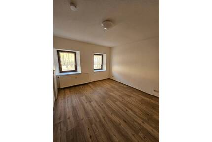 Renoviertes Zimmer in Senioren- Wohngruppe in Hartha zu vermieten!