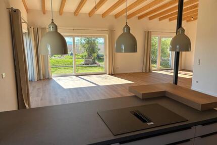 Helles 2-Zimmer Loft mit 81 m² in Hannover- Arnum