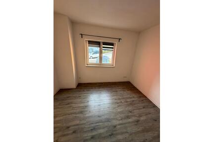 WG Zimmer - 350,00&nbsp;EUR Kaltmiete, ca.&nbsp; 12,00&nbsp;m&sup2; in Jena (PLZ: 07743)