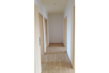 Schöne helle 2-Zimmer Wohnung - 252,00&nbsp;EUR Kaltmiete, ca.&nbsp; 49,00&nbsp;m&sup2; in Weißenfels (PLZ: 06667)