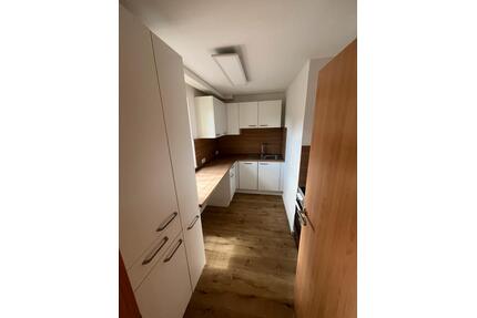 2 Zimmer Wohnung zu vermieten - 600,00&nbsp;EUR Kaltmiete, ca.&nbsp; 64,00&nbsp;m&sup2; in Sankt Georgen im Schwarzwald (PLZ: 78112)