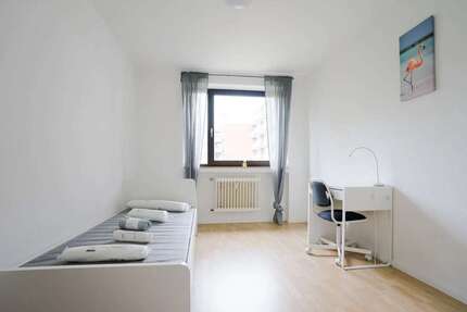 WG-Zimmer in Düsseldorf 609,00 € 9 m²