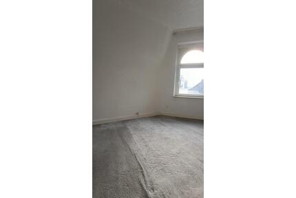 Helle 2-Zimmer Wohnung in Jungstr. 14, Wuppertal-Oberbarmen!