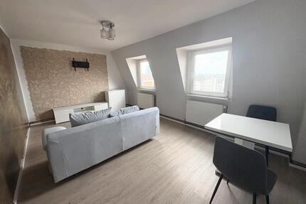 Möblierte 2-Zimmer-Wohnung in Frankfurt-Oberrad – All-Inclusive (Strom & Heizung inkl.) – ideal für WG - Frankfurt am Main