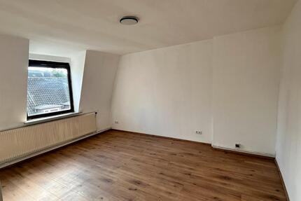 Schöne 2,5 Zimmer Wohnung in zentraler Lage Bremerhaven