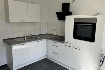MODERNE 3-ZKB-WOHNUNG IN ZENTRALER LAGE VON WILHELMSHAVEN – WG-GEEIGNET