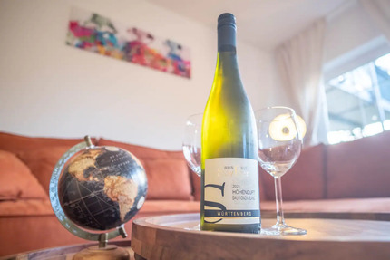 Möblierte Wohnung 63qm - 850,00&nbsp;EUR Kaltmiete, ca.&nbsp; 63,00&nbsp;m&sup2; in Leipzig (PLZ: 04319) Ost