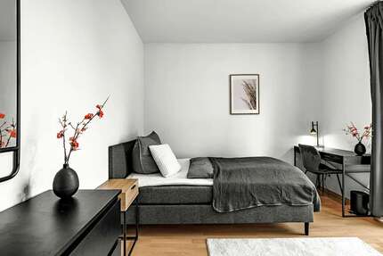 WG-Zimmer in München 800,00 € 14 m²