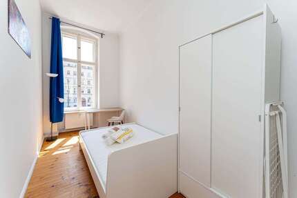 WG-Zimmer in Berlin 705,00 € 15 m²