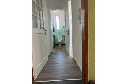 1 Zimmer Wohnung SCHWABSTRAẞE - 650,00&nbsp;EUR Kaltmiete, ca.&nbsp; 30,00&nbsp;m&sup2; in Stuttgart (PLZ: 70186) Stuttgart-Ost