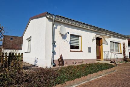 2 Zimmer Wohnung - kleines freistehendes Haus - Einbeck Wenzen