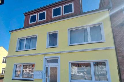 2 Zimmer Dachgeschoss Wohnung im Herzen von Jever