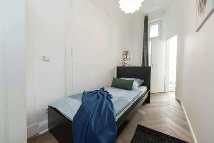 WG-Zimmer in Berlin 590,00 € 11 m²