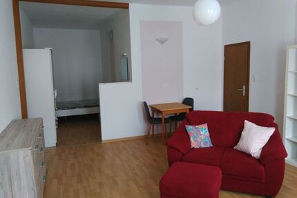 sehr großes Zimmer für Bewohnerin in großer WG - Siegen