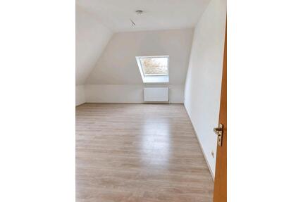 Helle 52qm Zweizimmer Dachgeschosswohnung ab 01.01.2027 - Lünen Alstedde