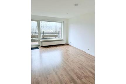 Frisch renovierte 3 - Zimmer Wohnung | Balkon & Gäste WC | WG- Geeignet - Wetter (Ruhr)