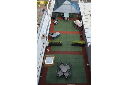 4 Zimmer Wohnung, 1. Etage, 125 m² + große Dachterrasse, Jülich